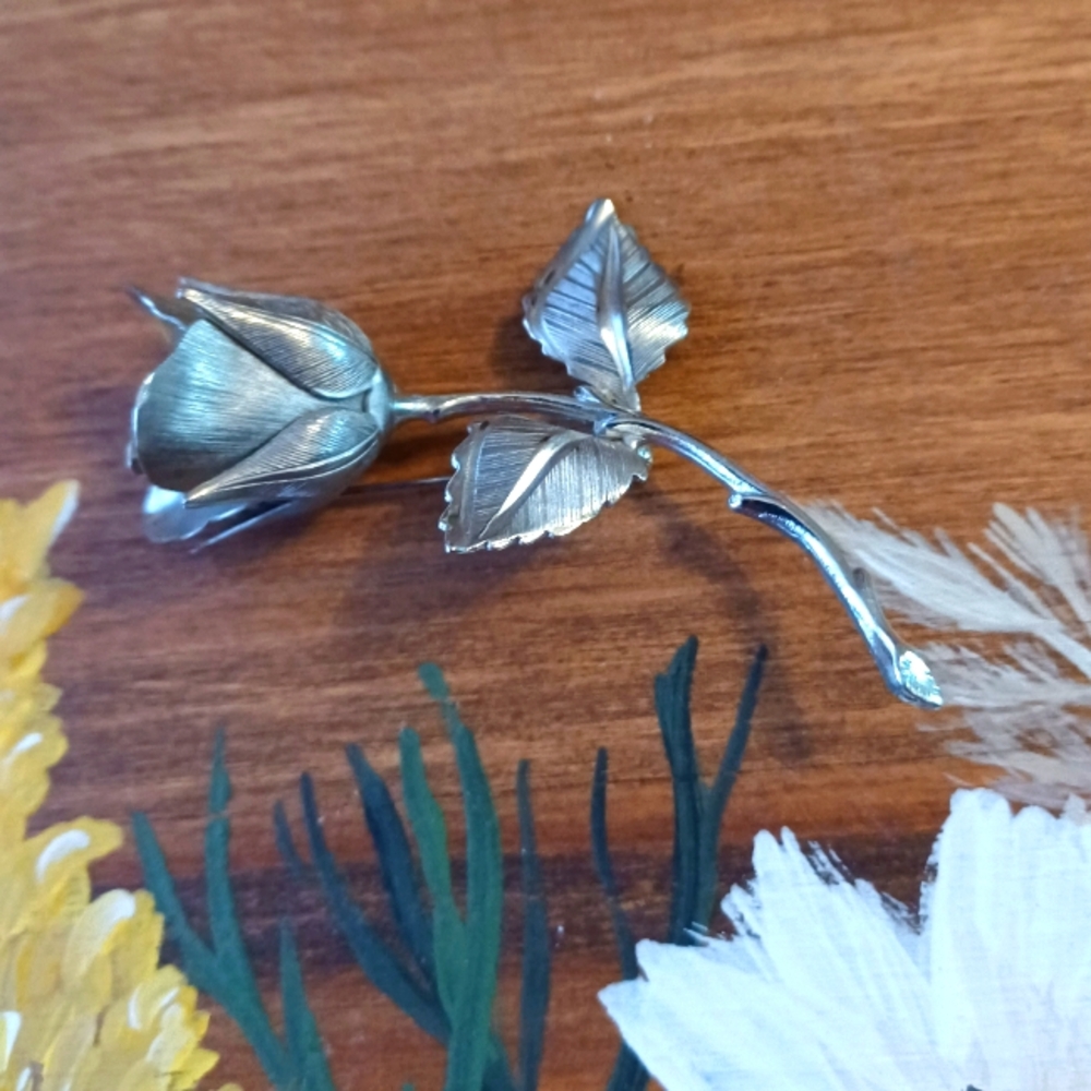 Vintage GIOVANNI Long Stem Rose Flower Brooch Pin Silver Tone 3” Signed